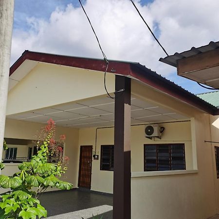 Homestay Che Wan Kuantan Eksteriør bilde